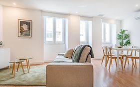 Ajuda Deluxe Apartments
